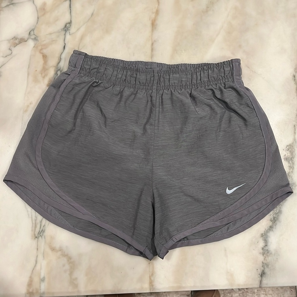 Nike gray dri-fit athletic active shorts XS